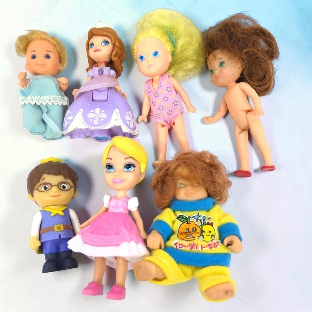 VTG 80's-2000's Mixed Mini Toy Figure Lot 7pc Sofia Princesses Toddlers 2-5